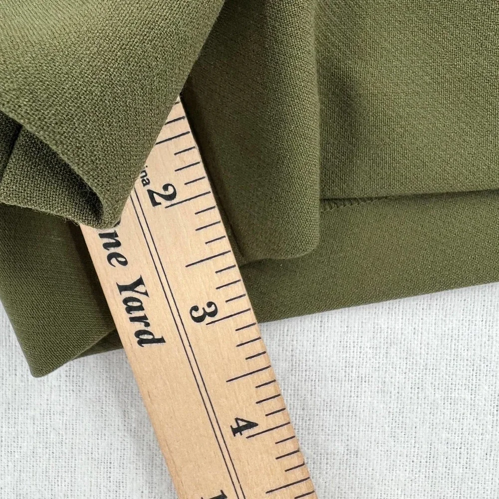 ALICE + OLIVIA Shorts Womens 6 Olive Green Cady High Waist Clean Short NWT - Picture 16 of 16